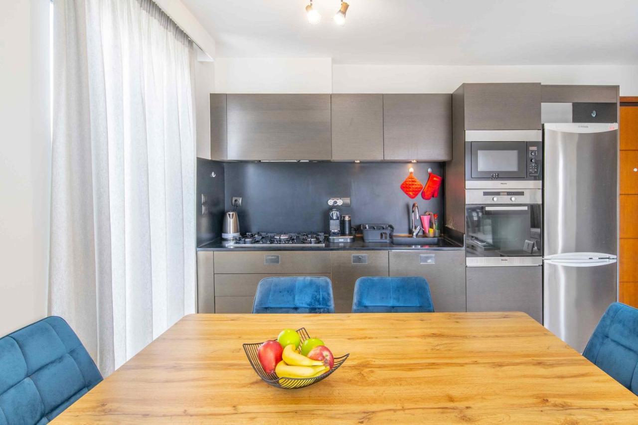 Lis153 By Smart Cozy Suites - Top Floors With Amazing City View - Available 24Hr 雅典 外观 照片
