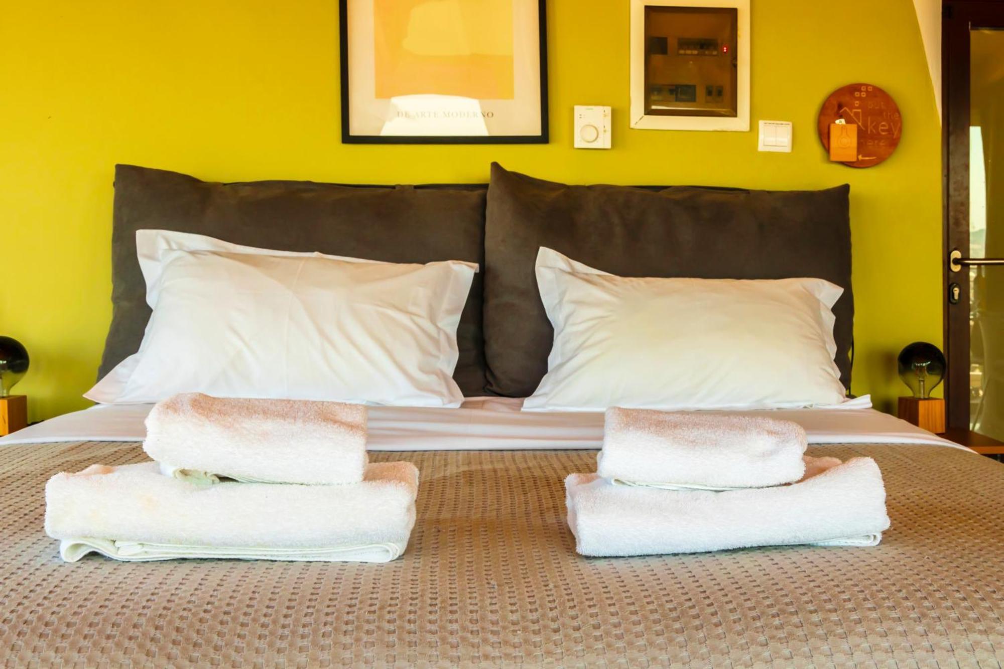 Lis153 By Smart Cozy Suites - Top Floors With Amazing City View - Available 24Hr 雅典 外观 照片