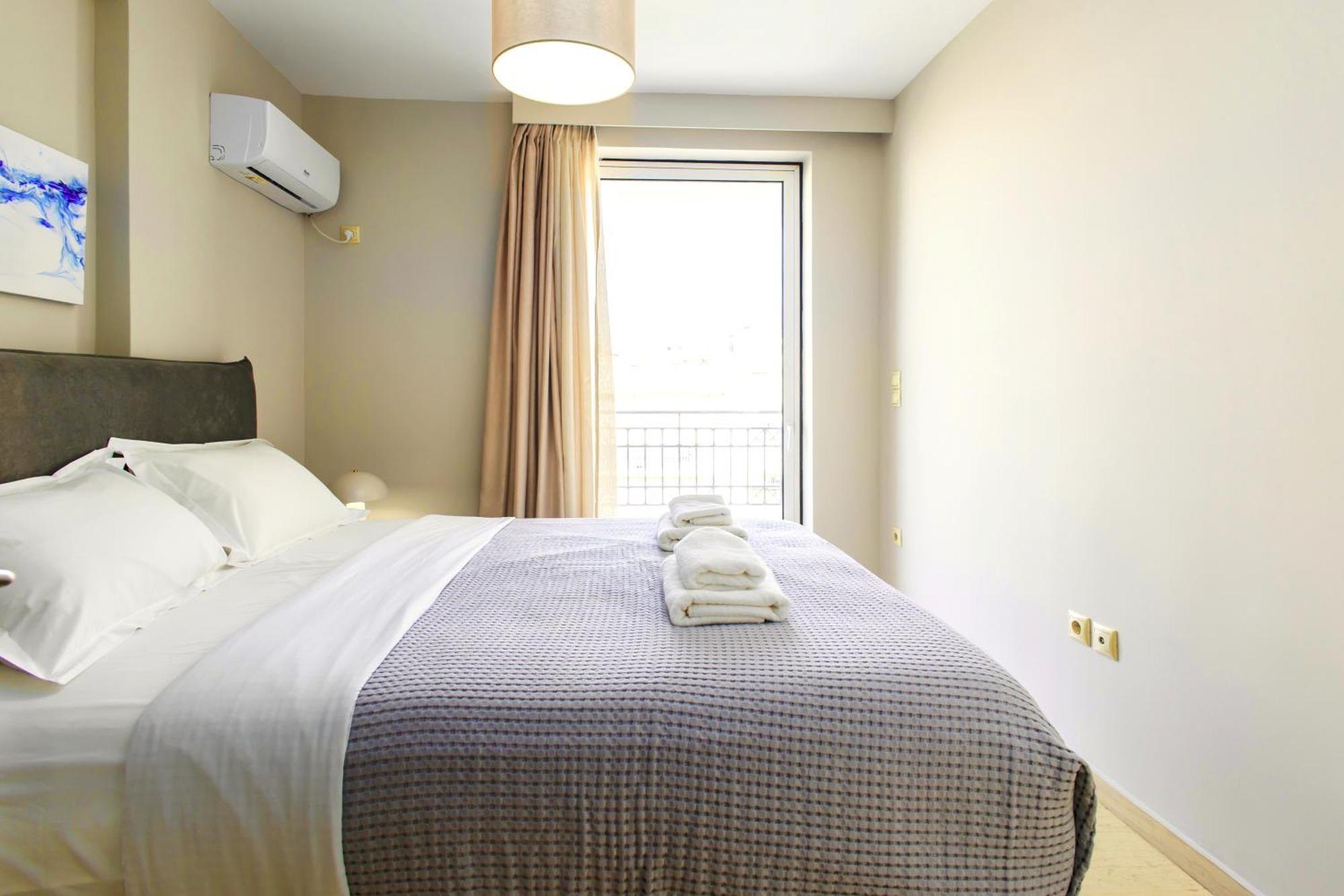 Lis153 By Smart Cozy Suites - Top Floors With Amazing City View - Available 24Hr 雅典 外观 照片
