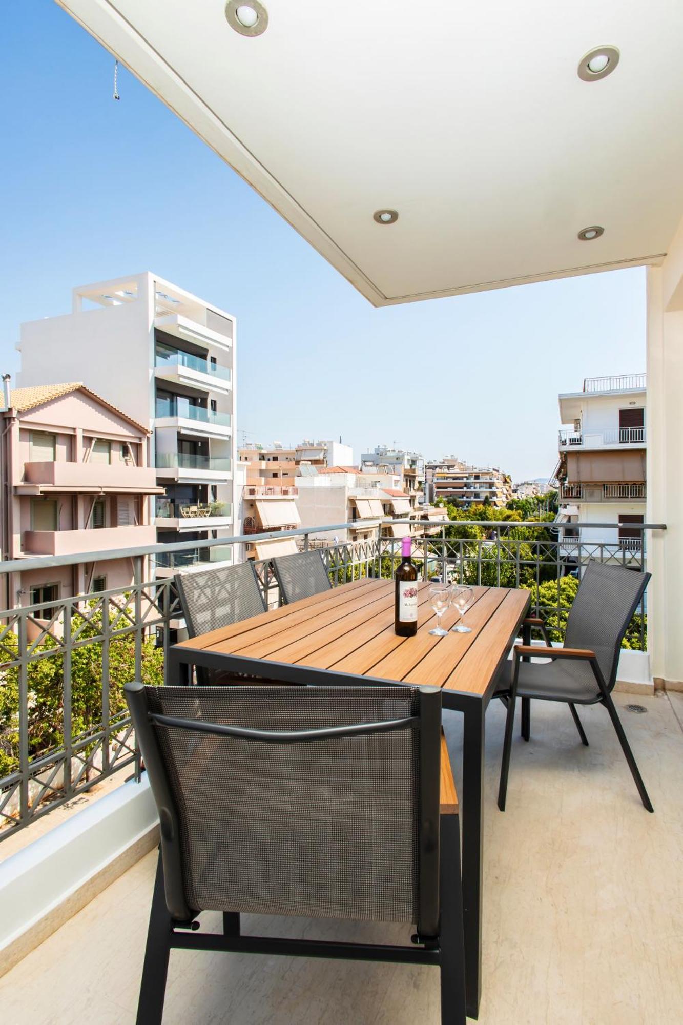 Lis153 By Smart Cozy Suites - Top Floors With Amazing City View - Available 24Hr 雅典 外观 照片